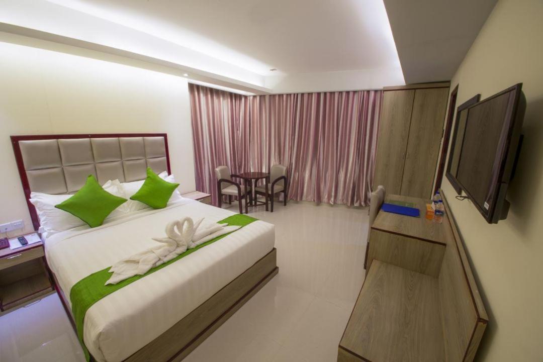 Hotel Mira Garden Sylhet Dış mekan fotoğraf