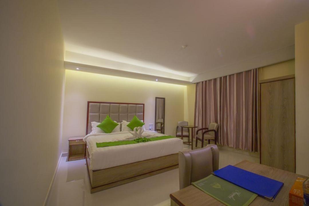 Hotel Mira Garden Sylhet Dış mekan fotoğraf
